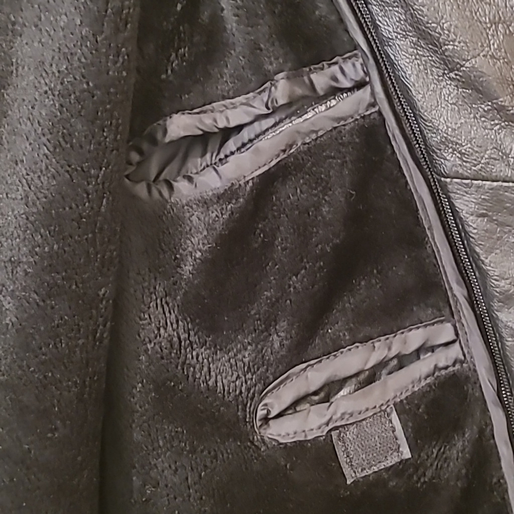 Vilanto Leather Coat - Picture 5 of 10